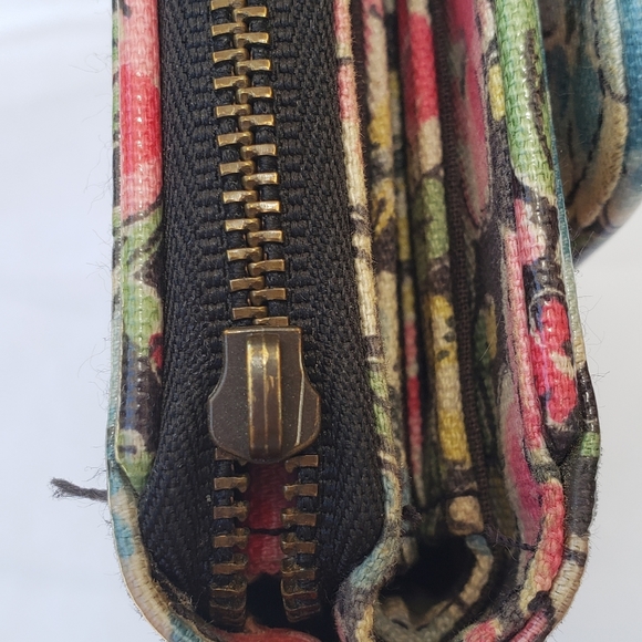 Beautiful Cath Kidston 17 Slot Wallet - Picture 6 of 6